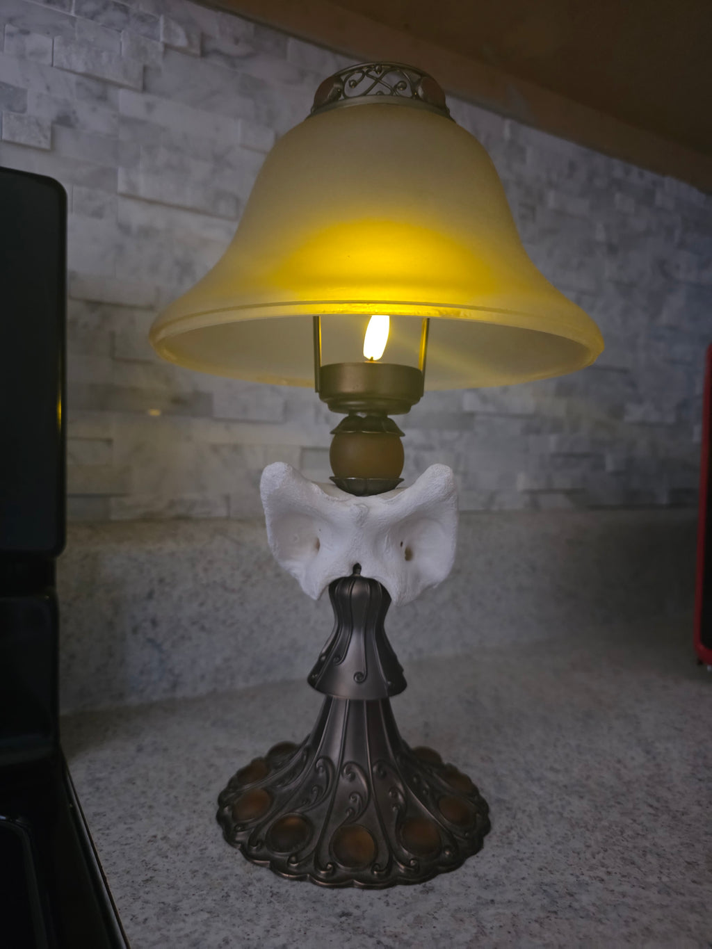 Deer Atlas Vertabrae Lamp